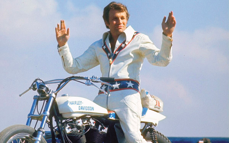 Illustration for article titled The Nine Lives of Evel Knievel, the Superstar Who Wanted to Jump the Grand Canyon